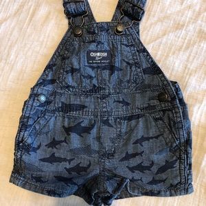 Osh kosh shortallls